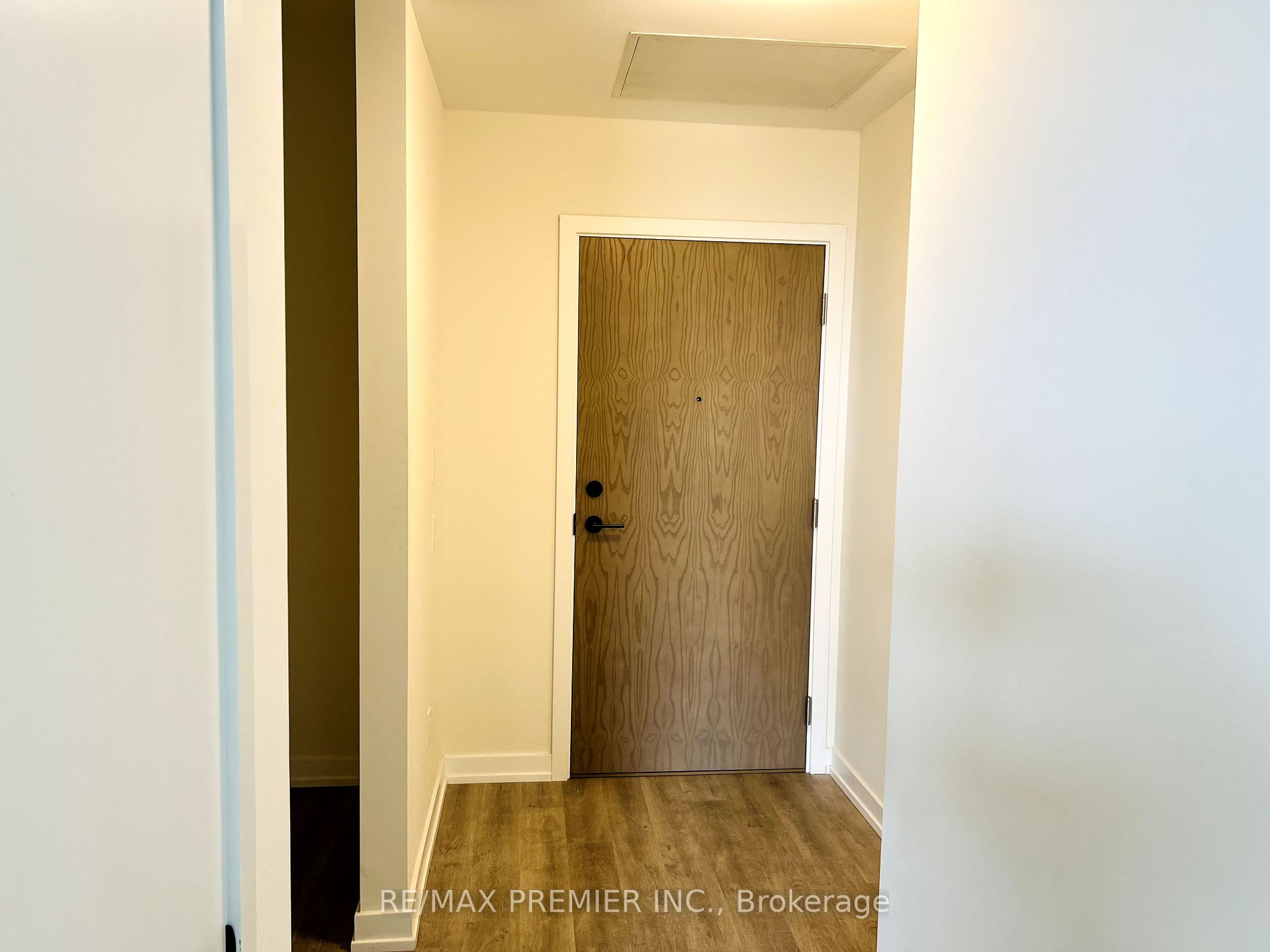 2300 St Clair Avenue W #615