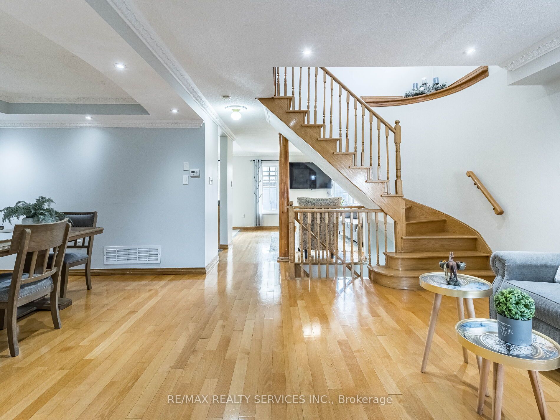 51 Blue Whale Blvd