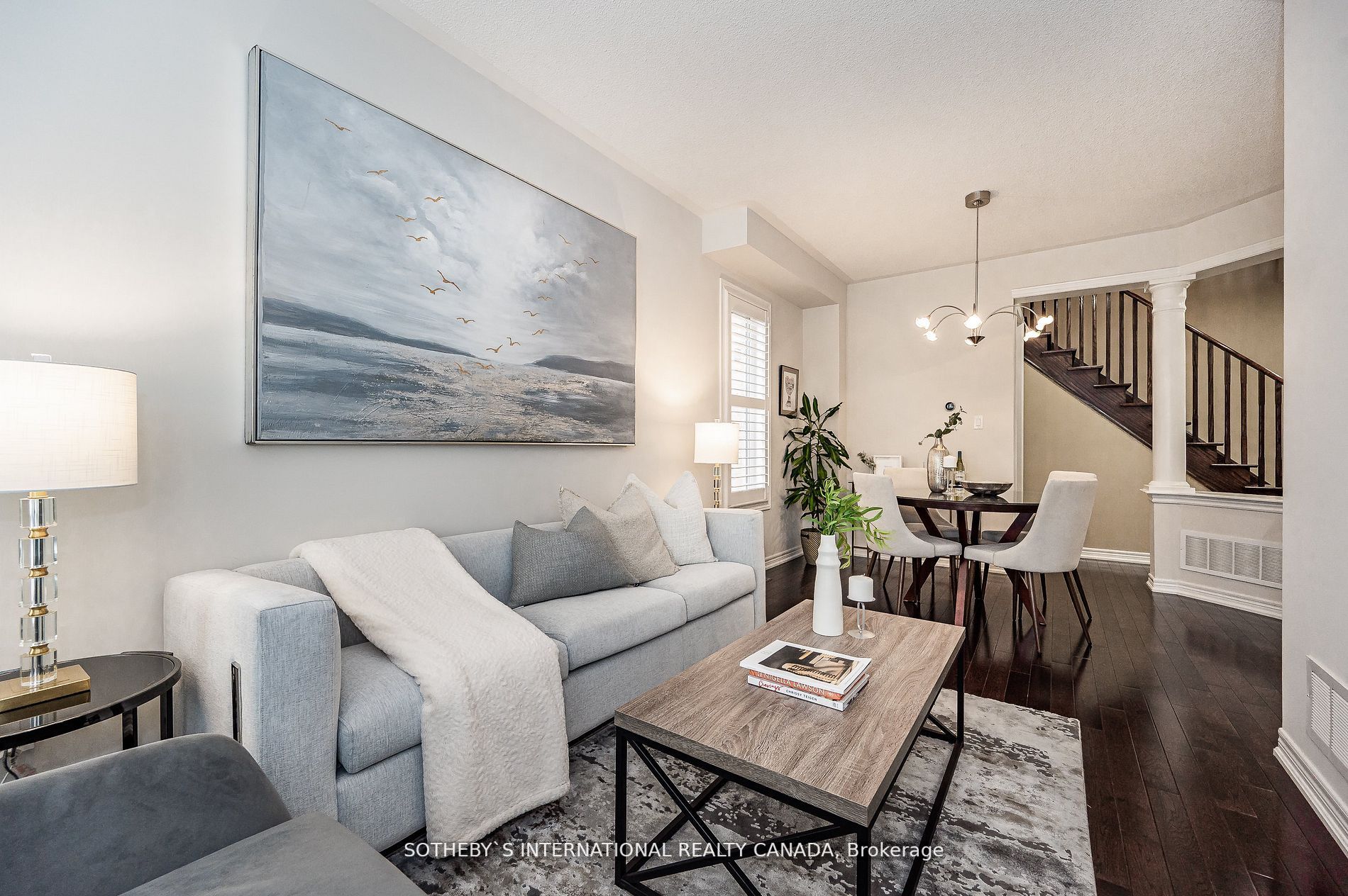 41 Amaryllis Dr