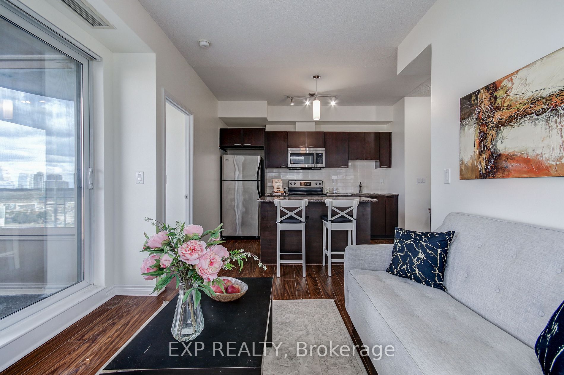 385 Prince Of Wales Dr, #1102