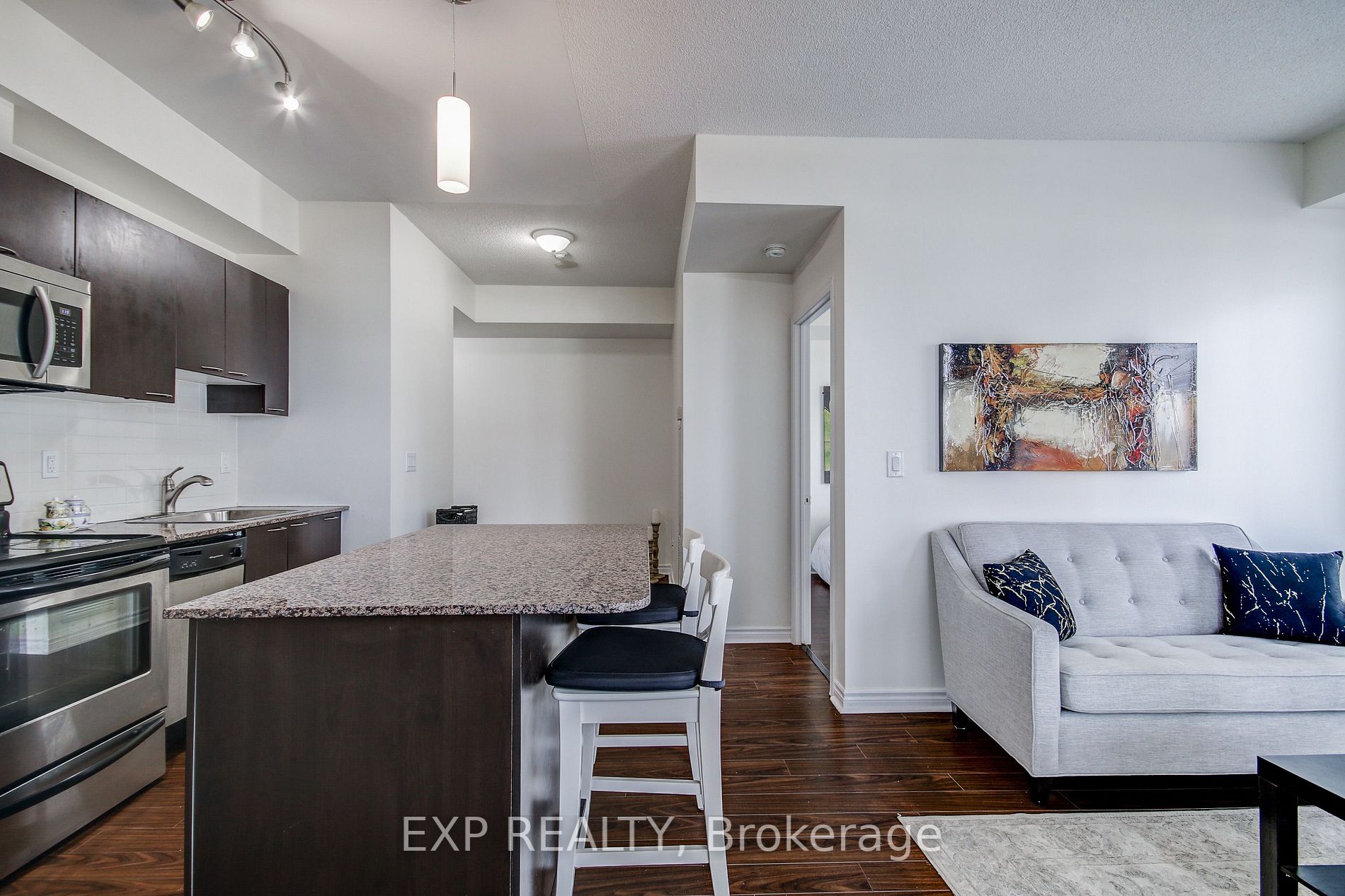 385 Prince Of Wales Dr, #1102