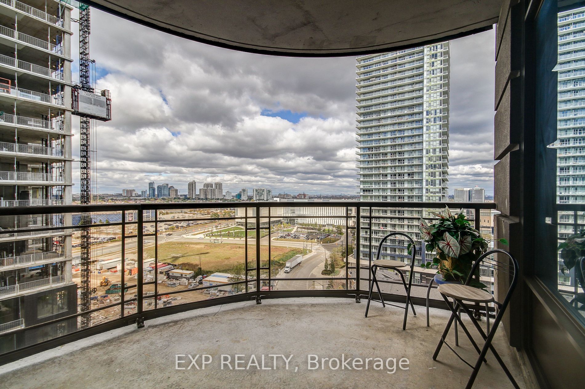 385 Prince Of Wales Dr, #1102