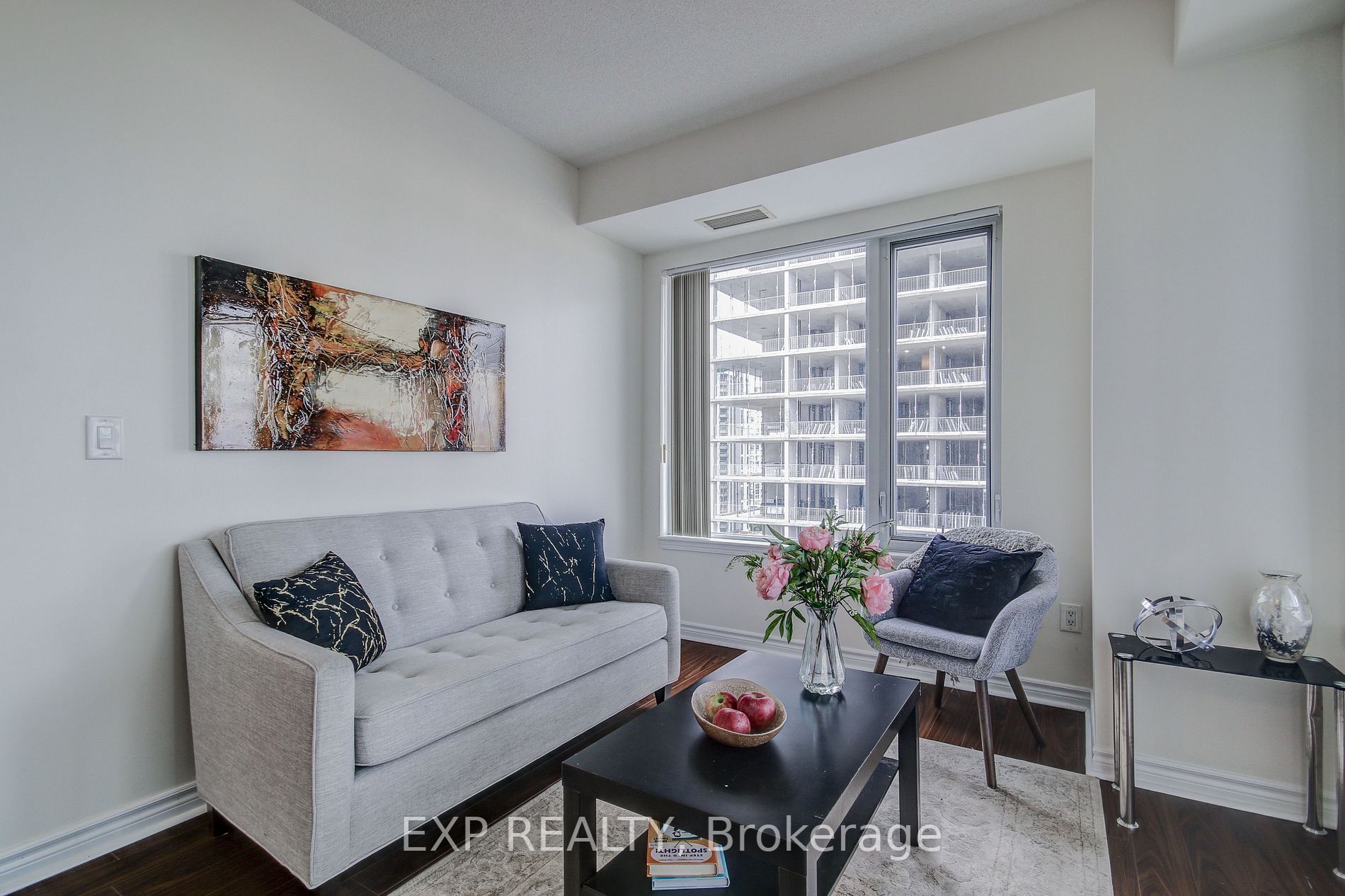 385 Prince Of Wales Dr, #1102