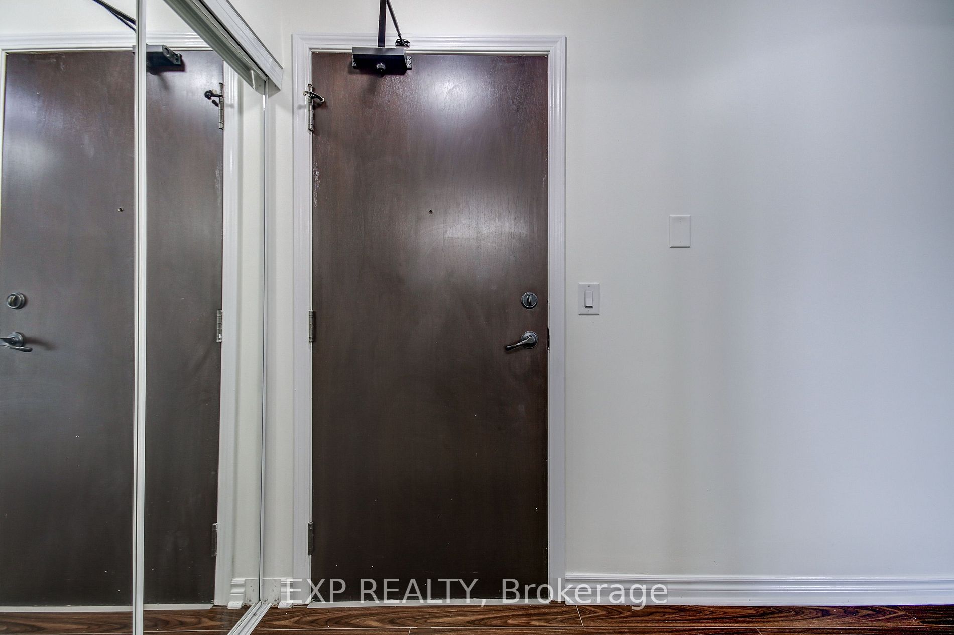 385 Prince Of Wales Dr, #1102