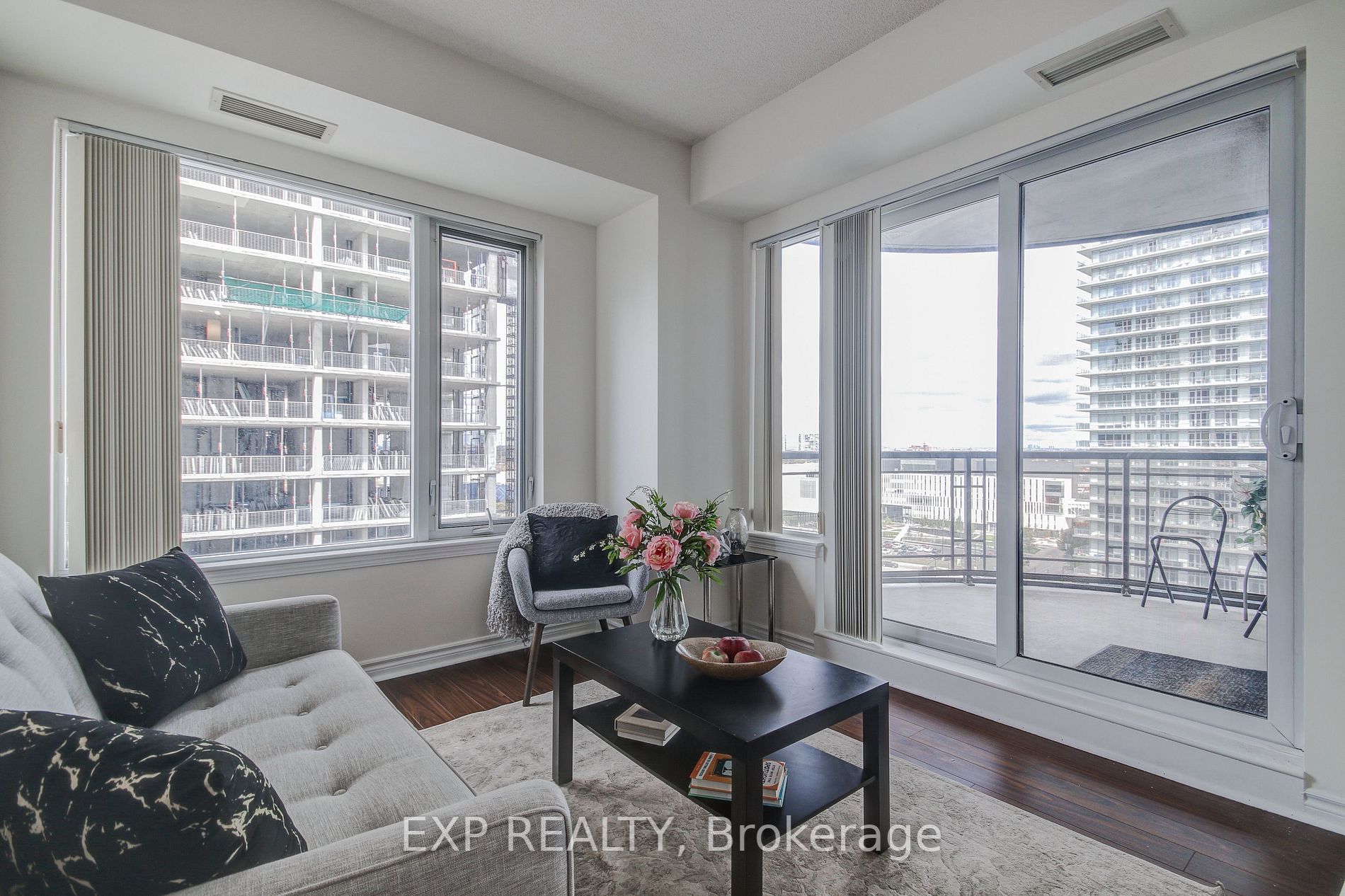 385 Prince Of Wales Dr, #1102