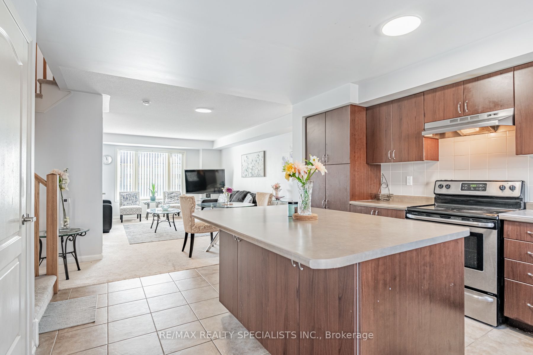 3185 Boxford Cres, #7