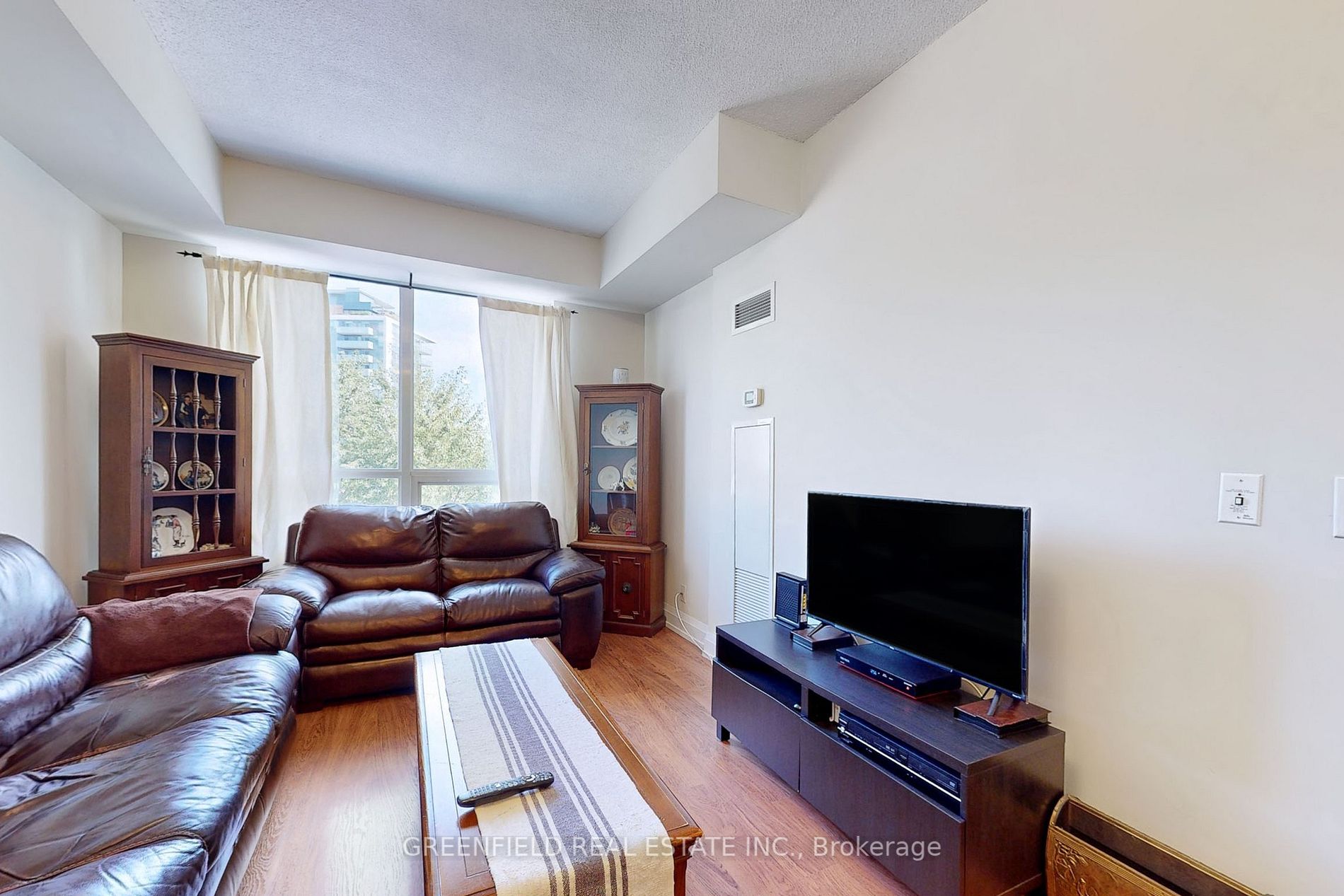 55 De Boers Dr, #303