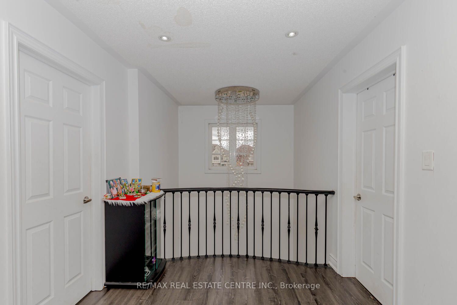 30 Rampart Dr