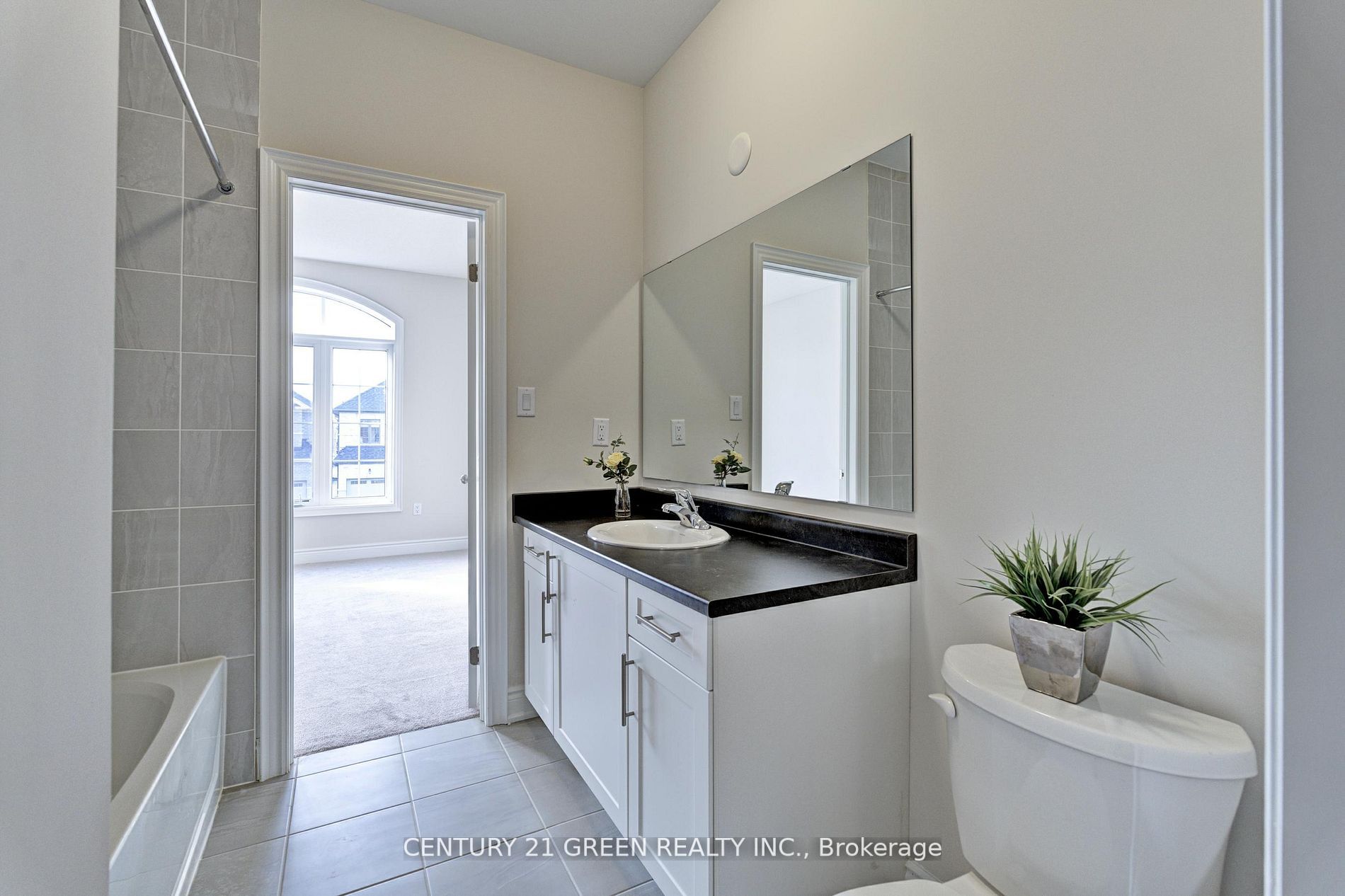 343 Valleyway Dr
