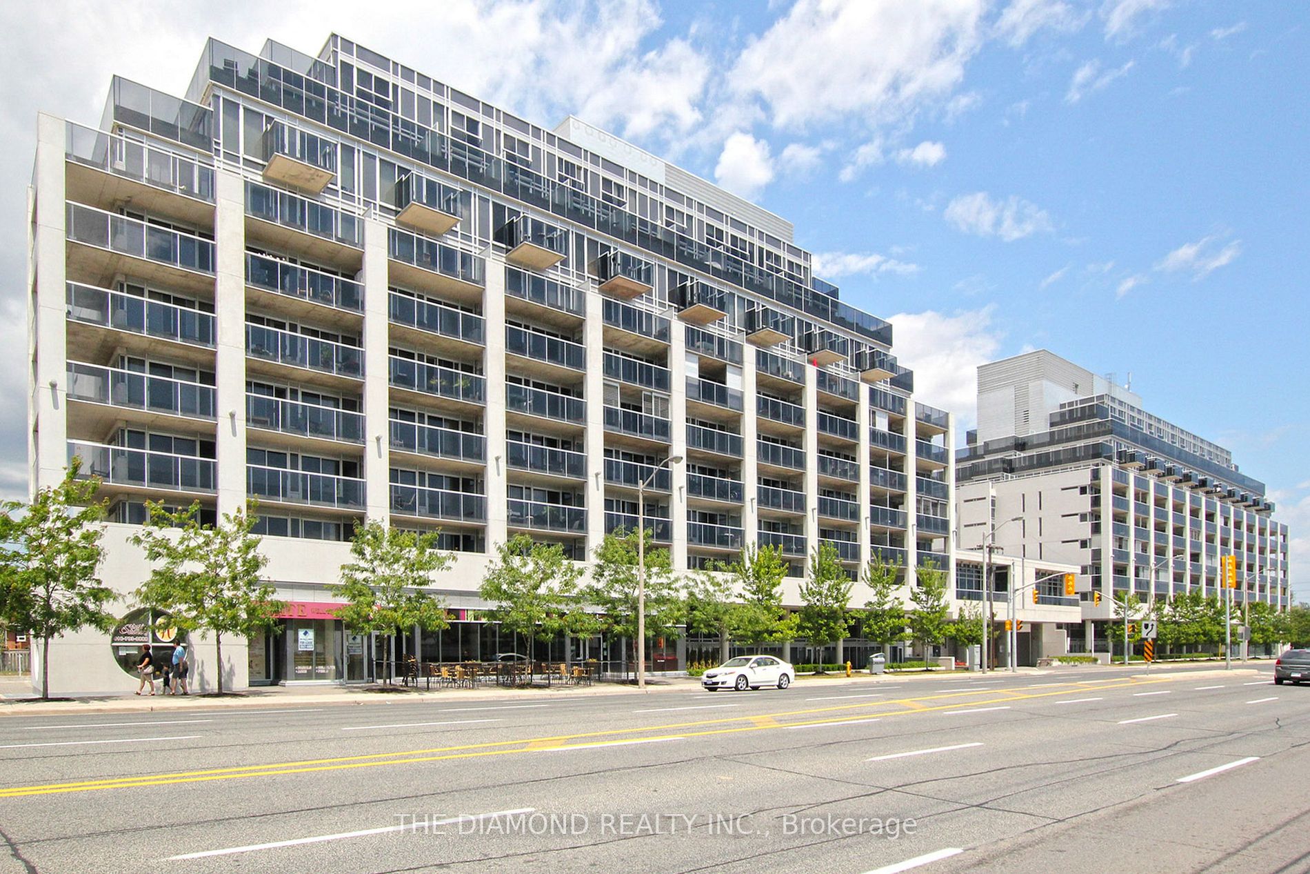 1050 The Queensway Ave, #713