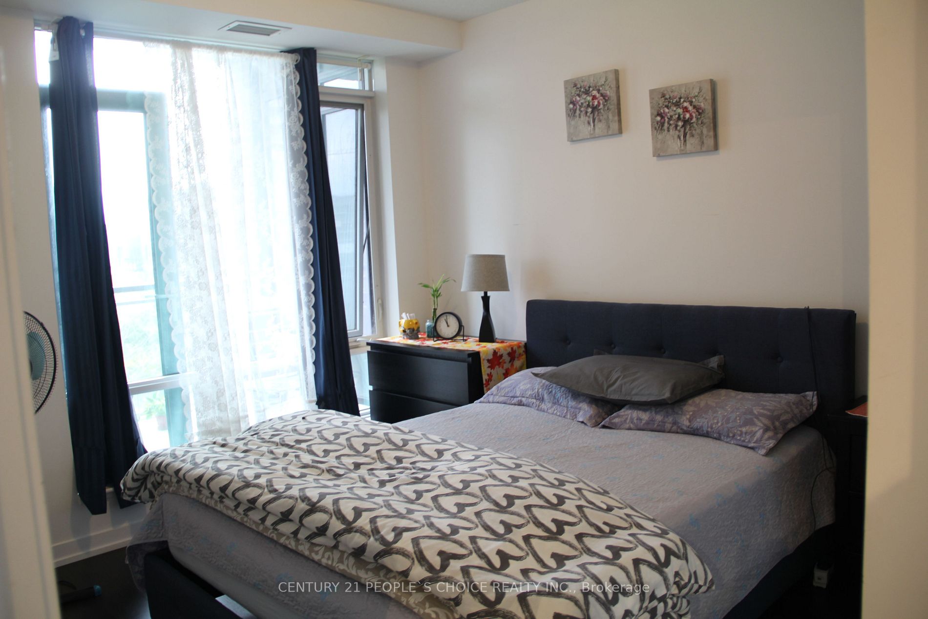 2560 Eglinton Ave W, #303