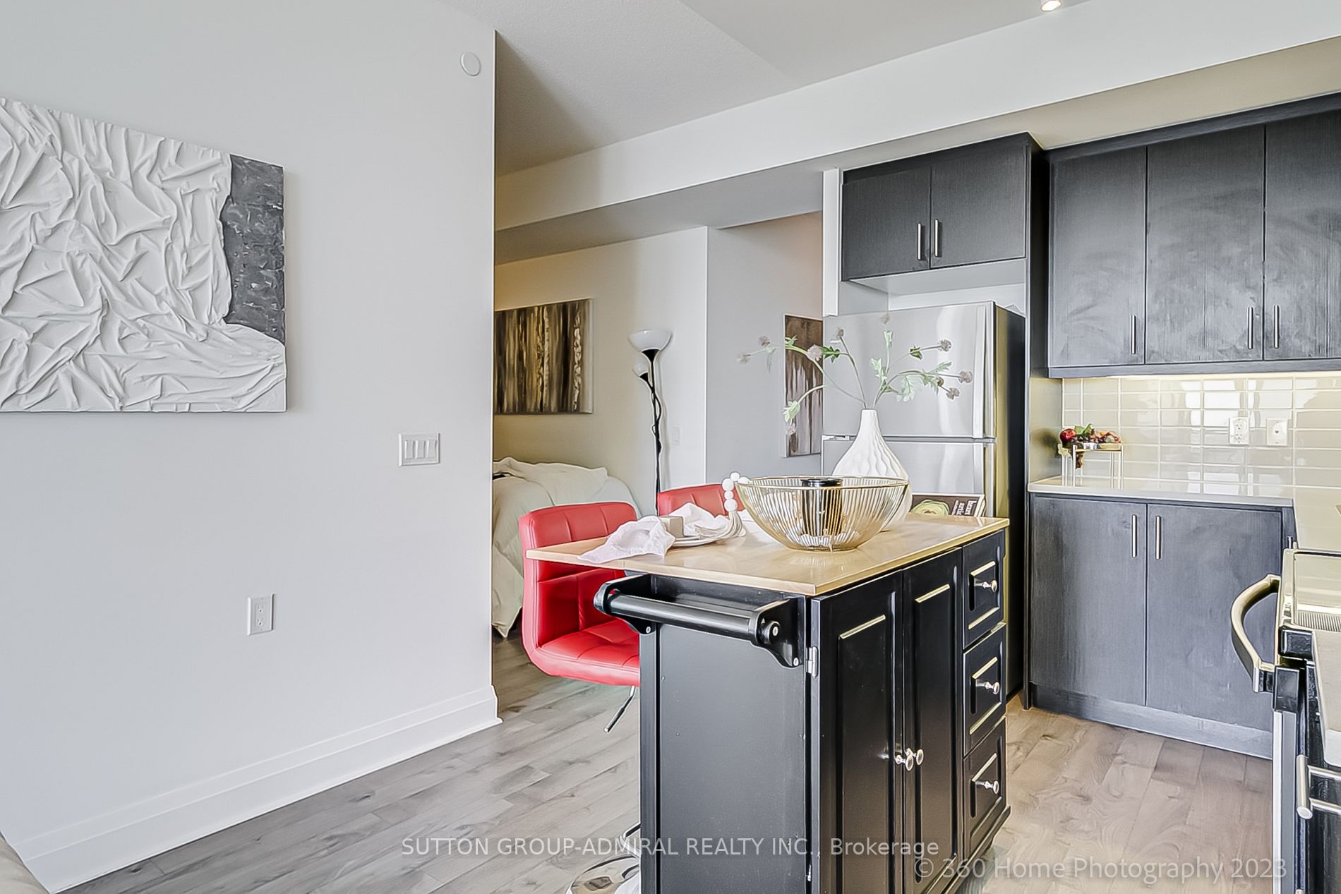 15 Zorra Street, #1006