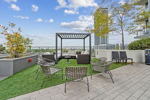 15 Zorra Street, #1006