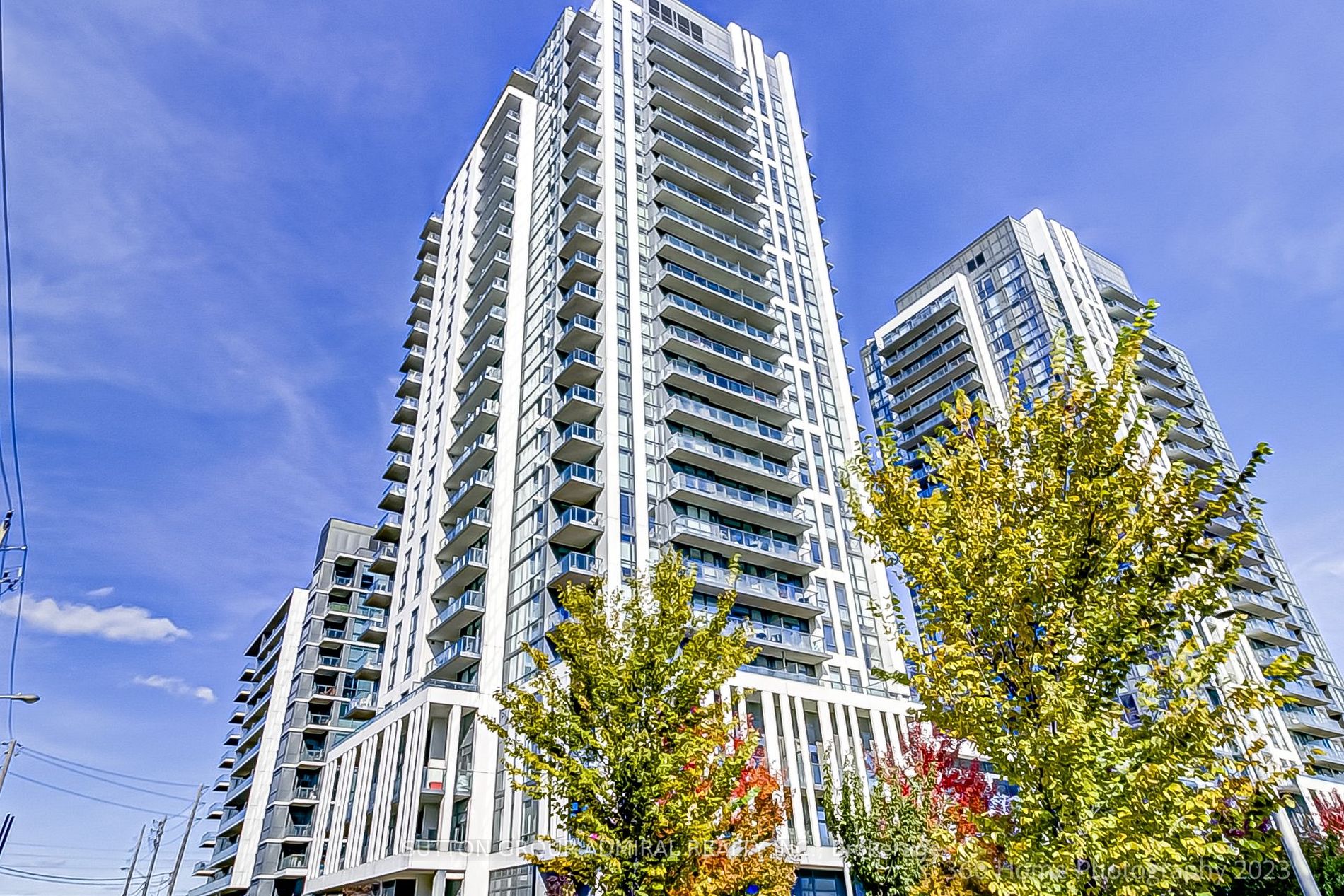 15 Zorra Street, #1006