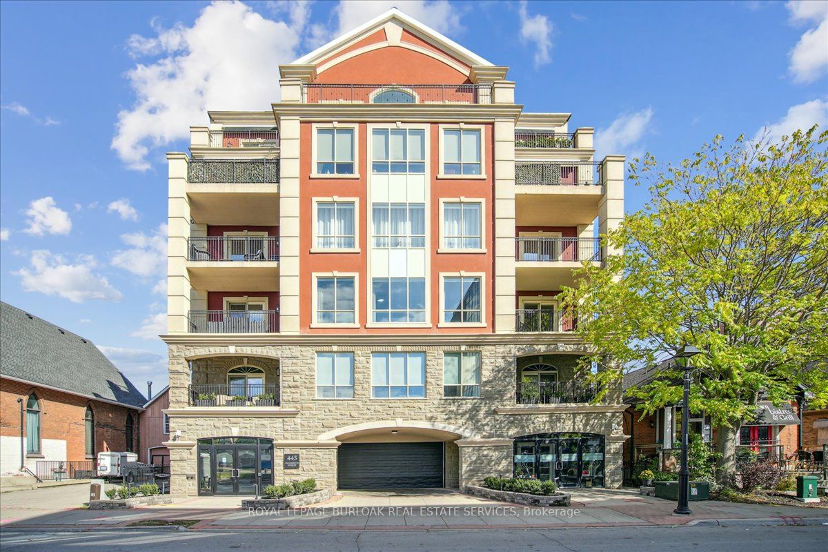 445 Elizabeth St, #401