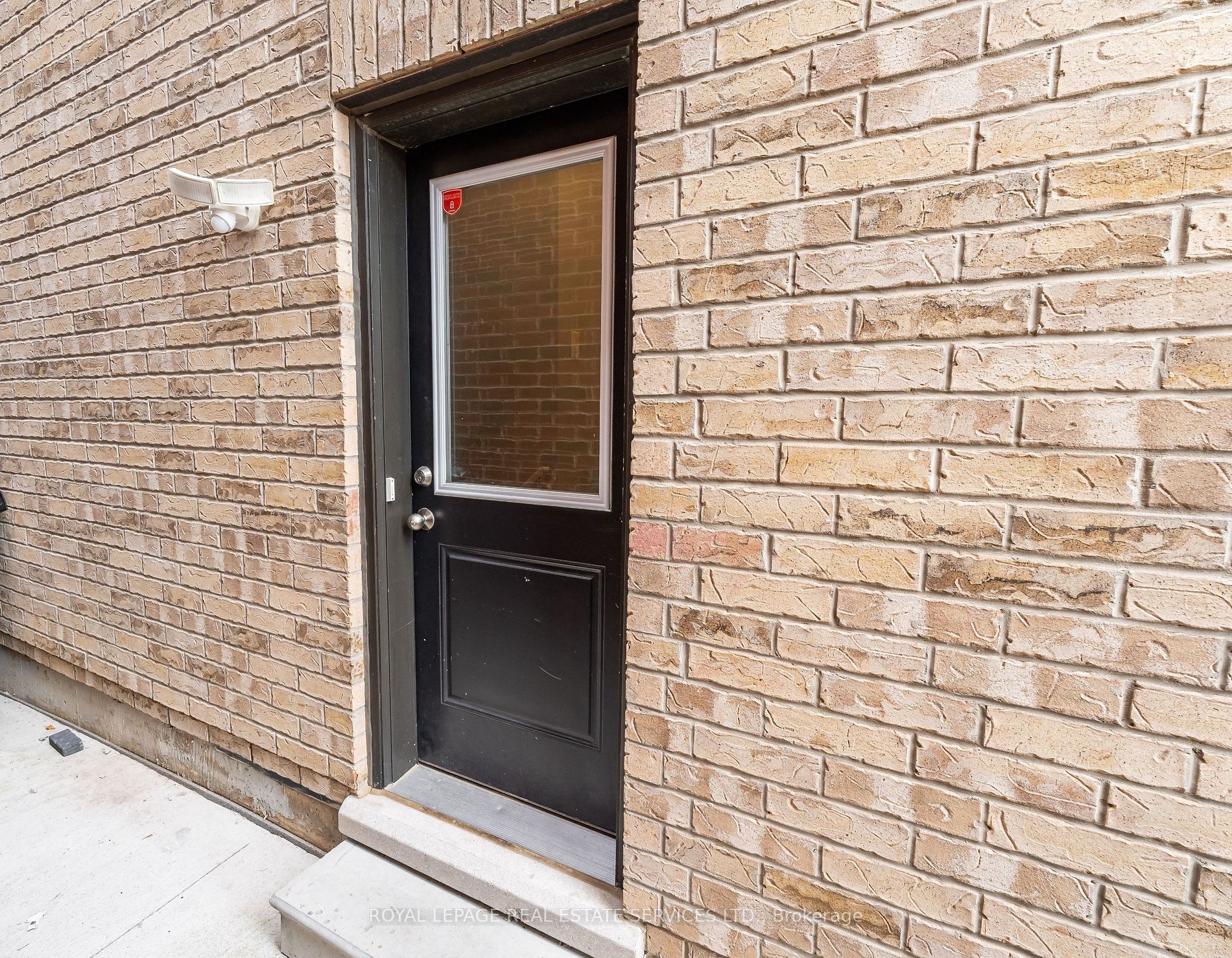 8 Hammerslea Crt, #Bsmt