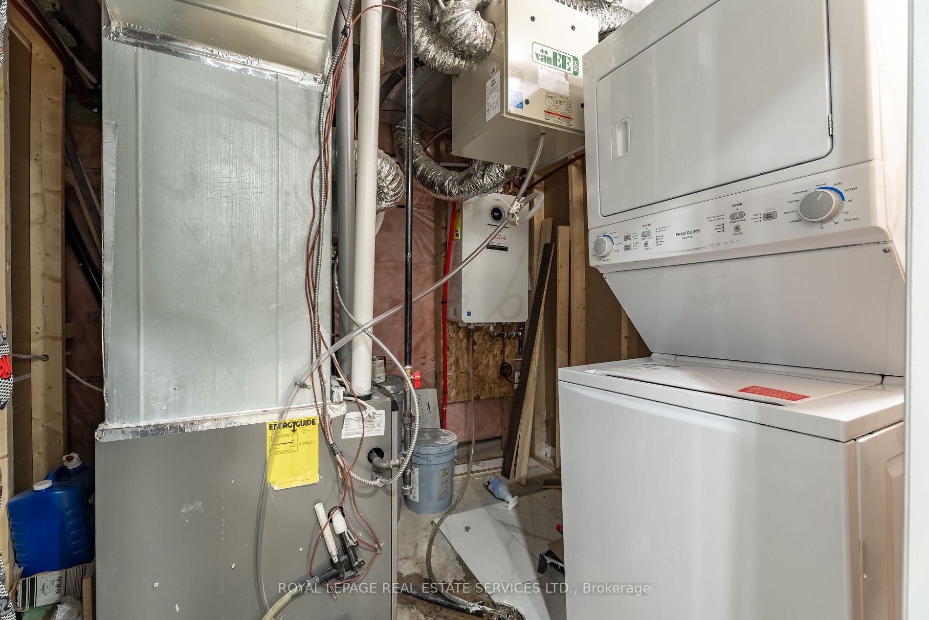 8 Hammerslea Crt, #Bsmt
