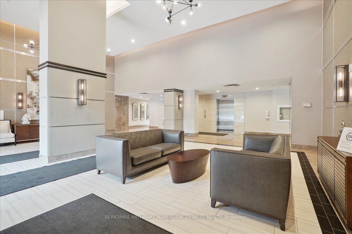 2486 Old Bronte Rd, #503