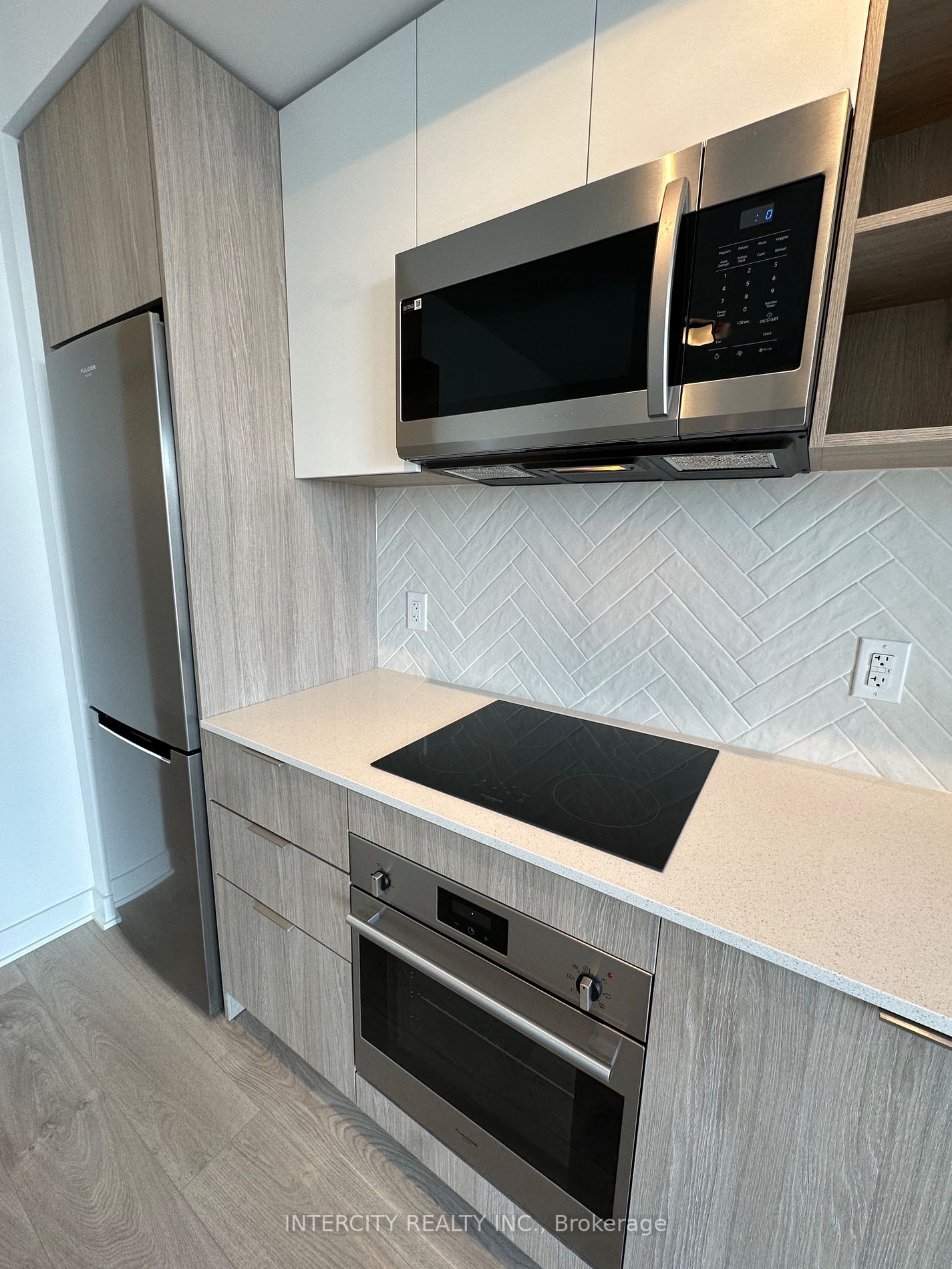 36 Zorra St, #1606