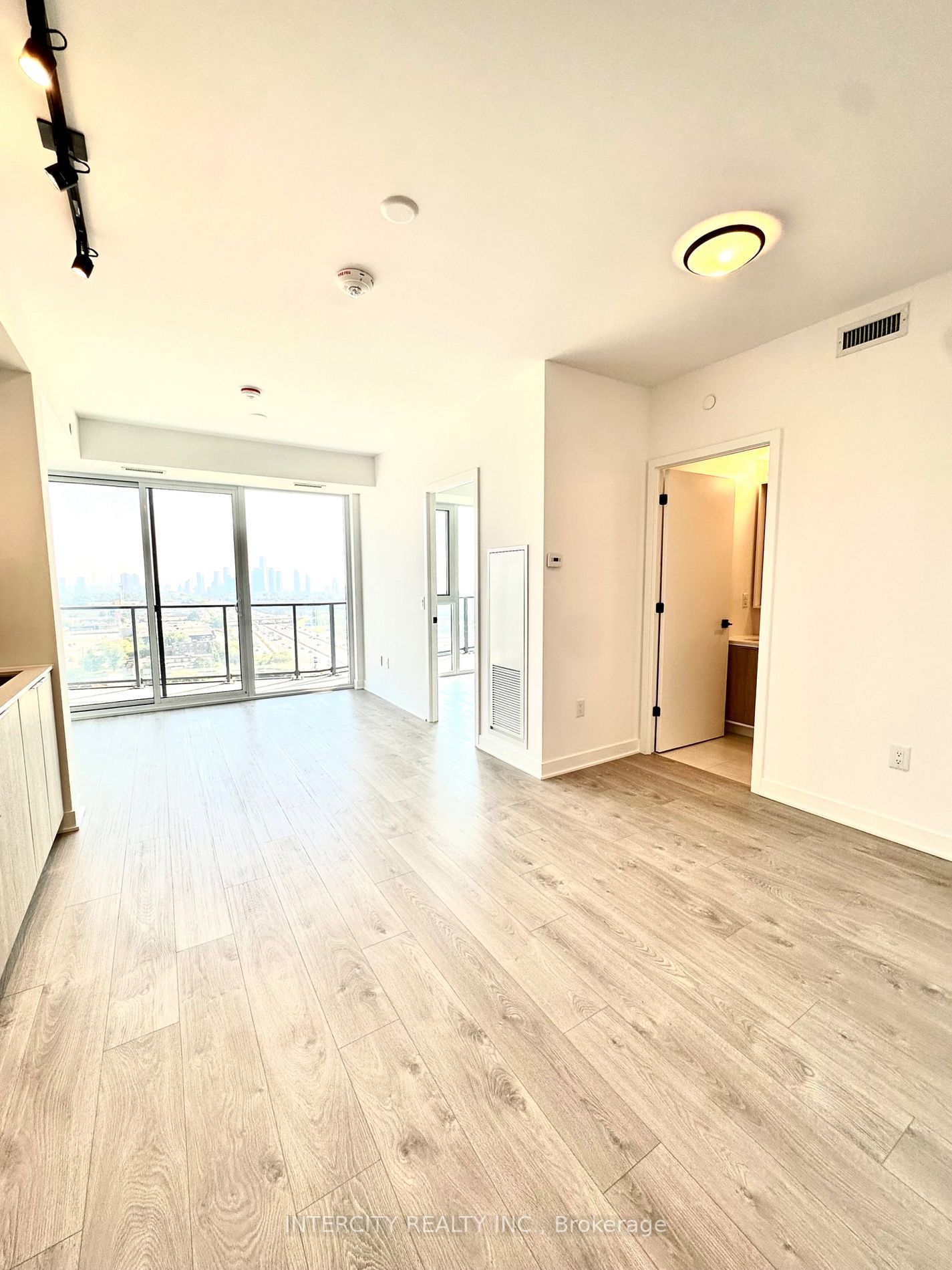 36 Zorra St, #1606
