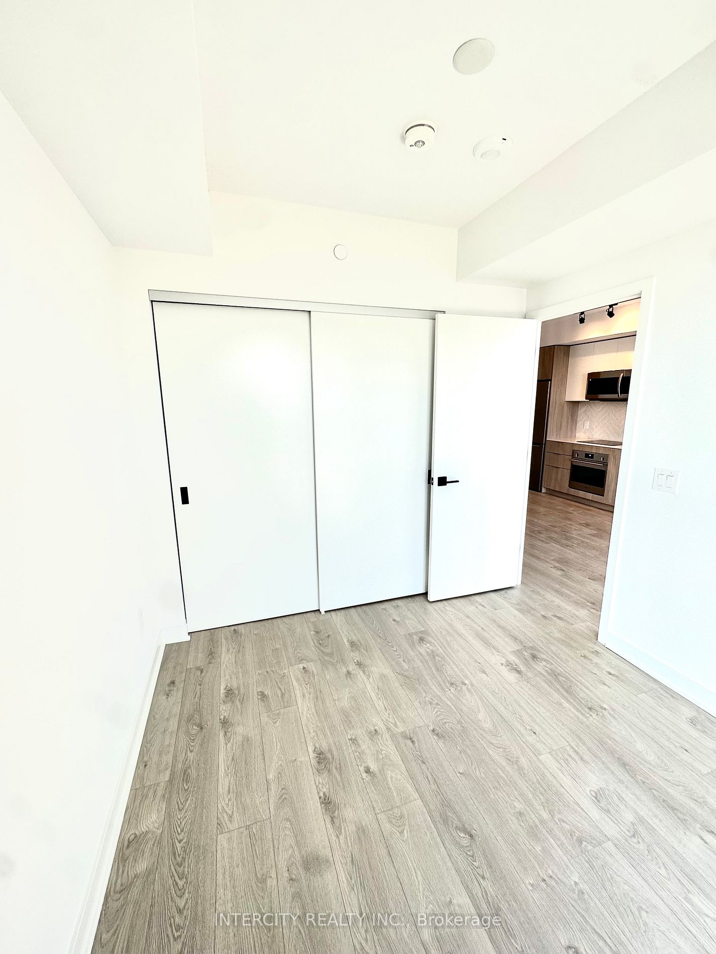 36 Zorra St, #1606