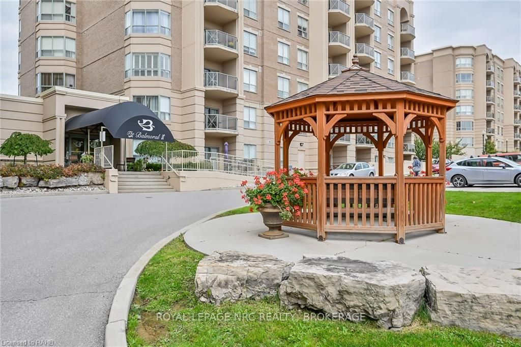 2085 Amherst Heights Dr, #406