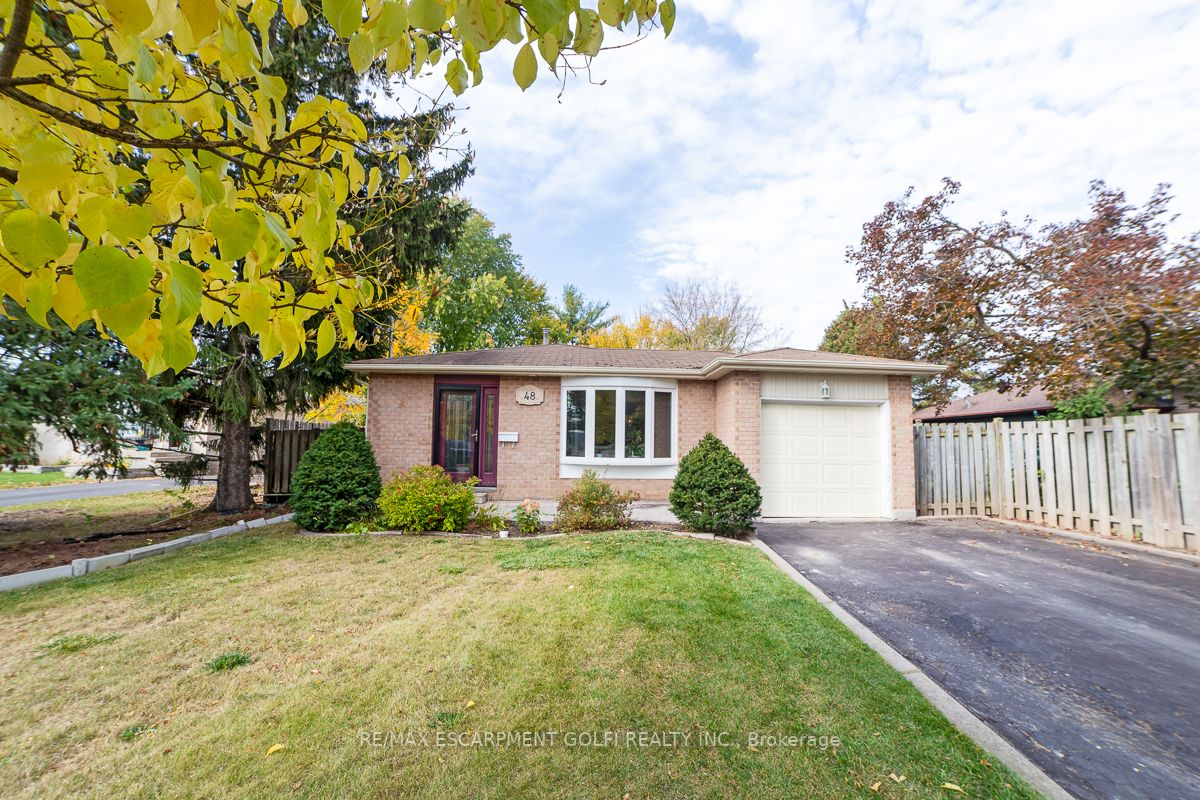 48 Rexway Dr