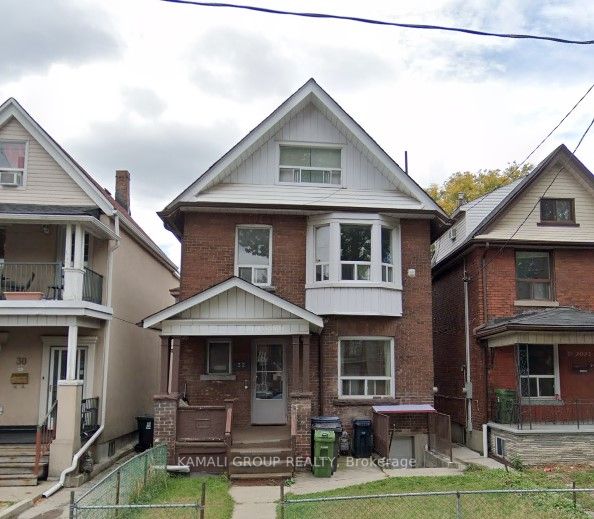 32 Emerson Ave, #Unit 2