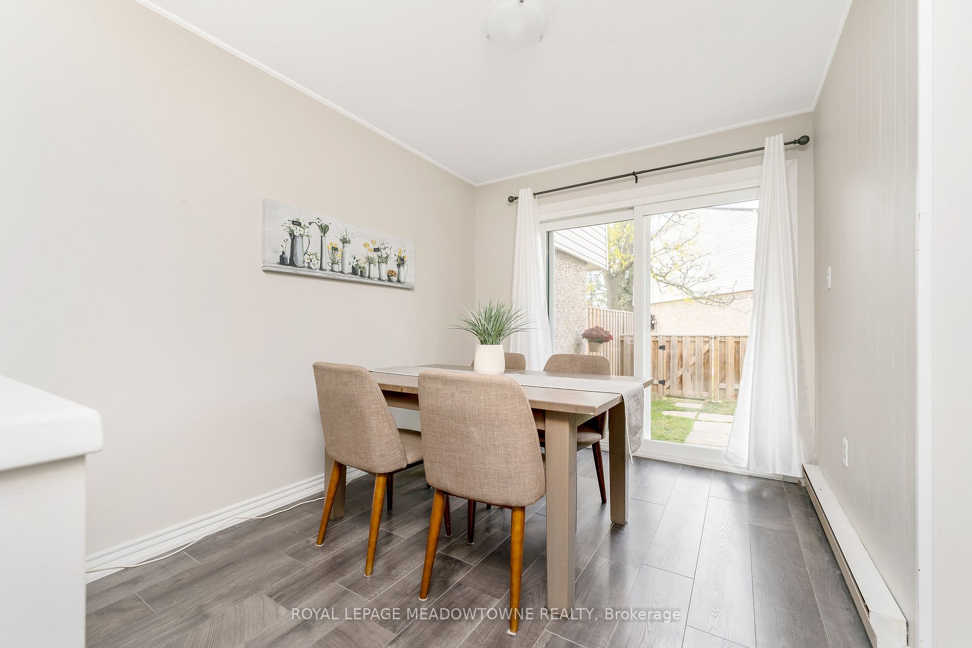 46 Mountainview Rd S, #32