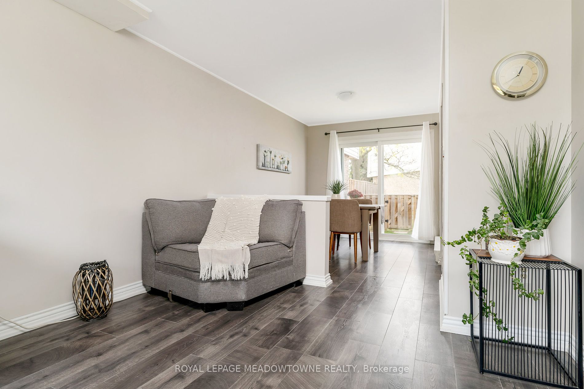 46 Mountainview Rd S, #32