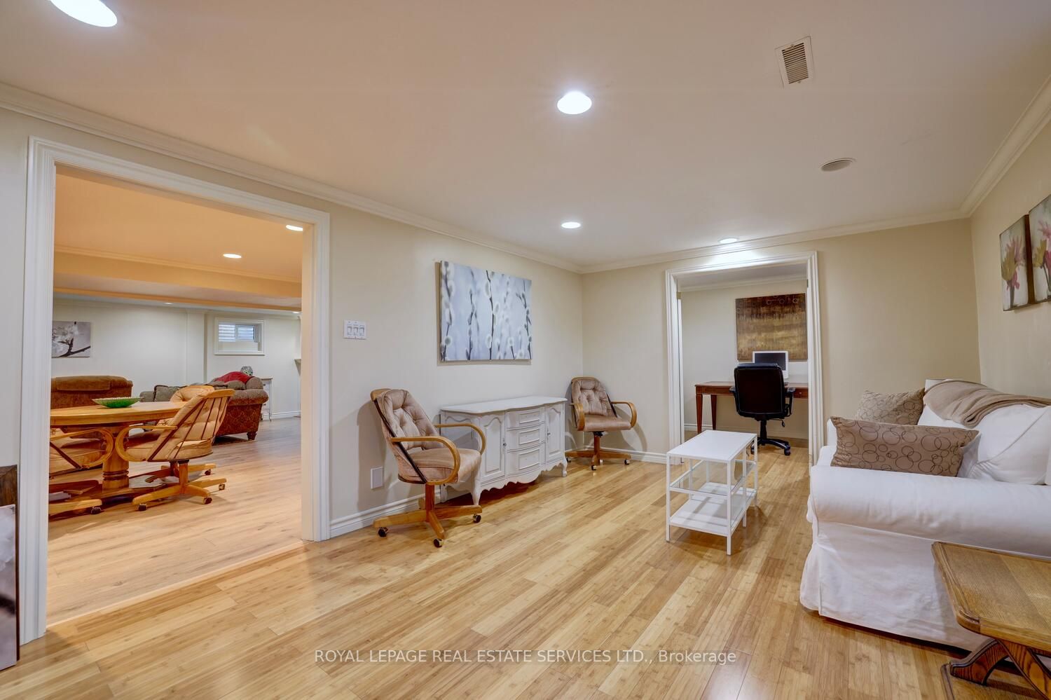 1161 Vanier Dr
