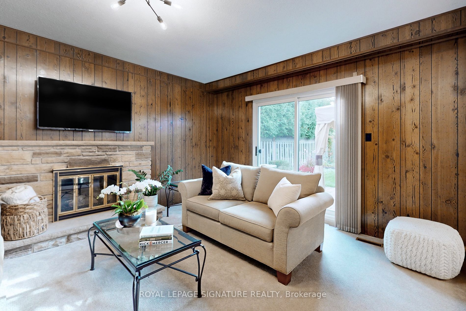 2609 Kinnerton Cres