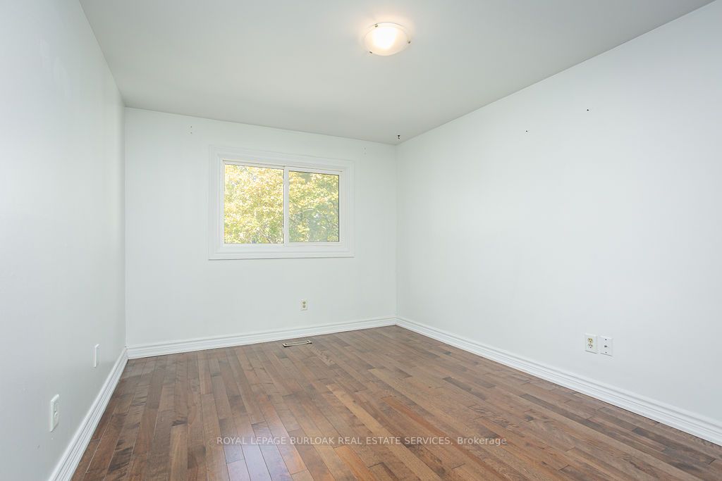 3455 Caplan Cres, #19