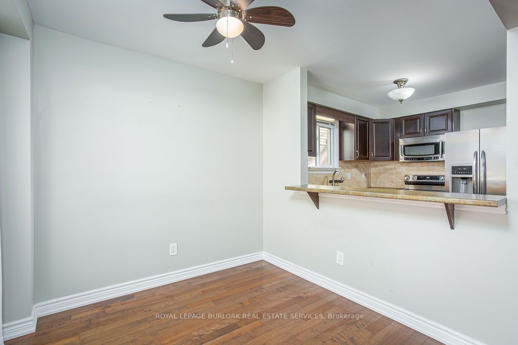 3455 Caplan Cres, #19