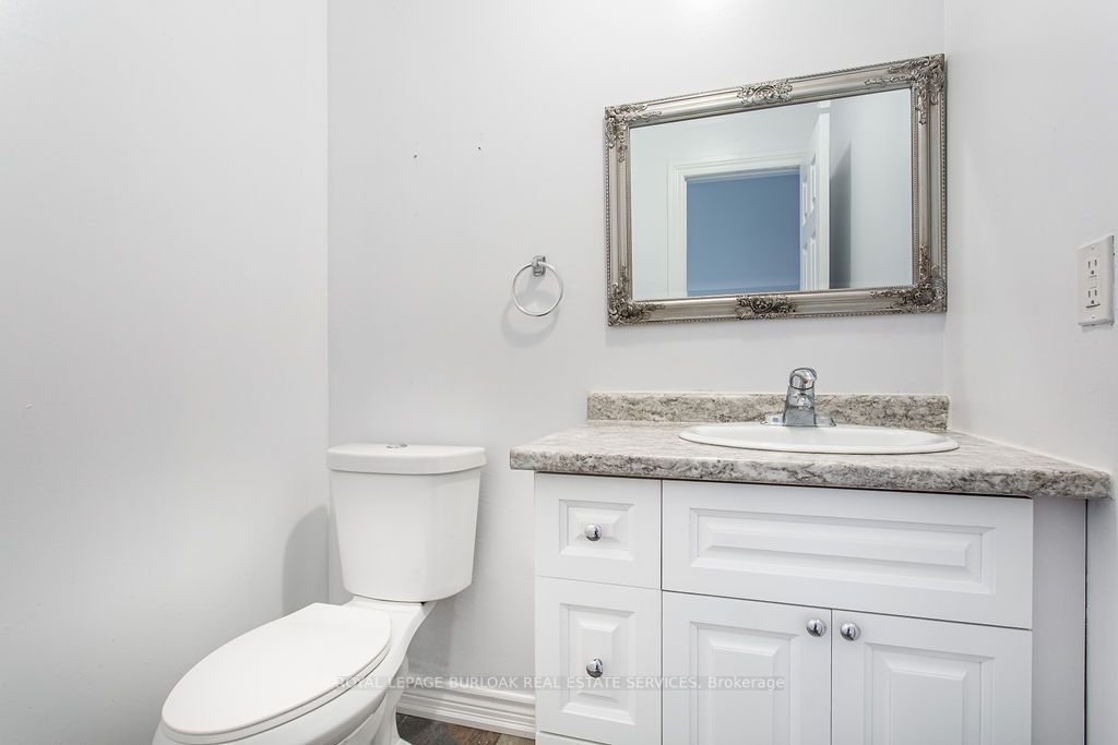 3455 Caplan Cres, #19