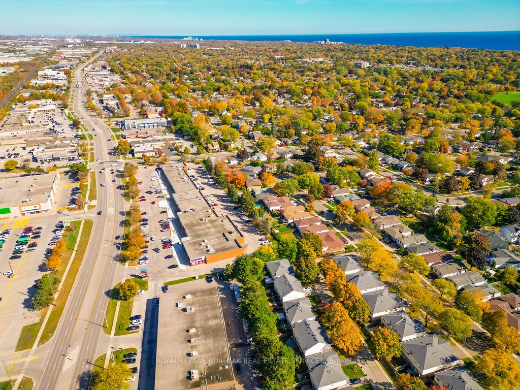 3455 Caplan Cres, #19