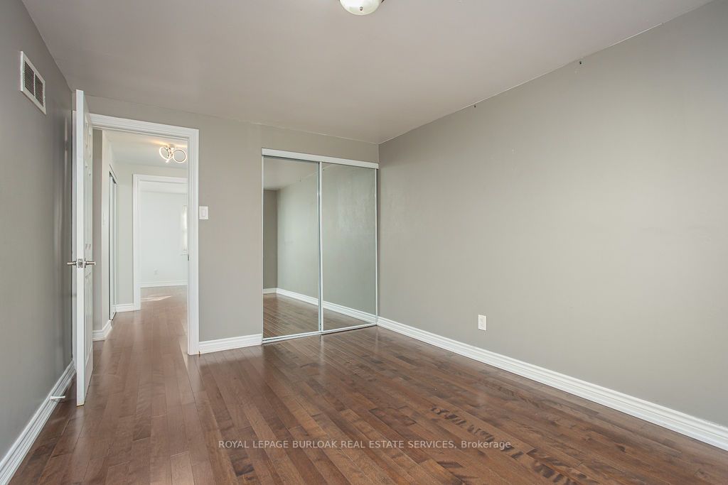3455 Caplan Cres, #19