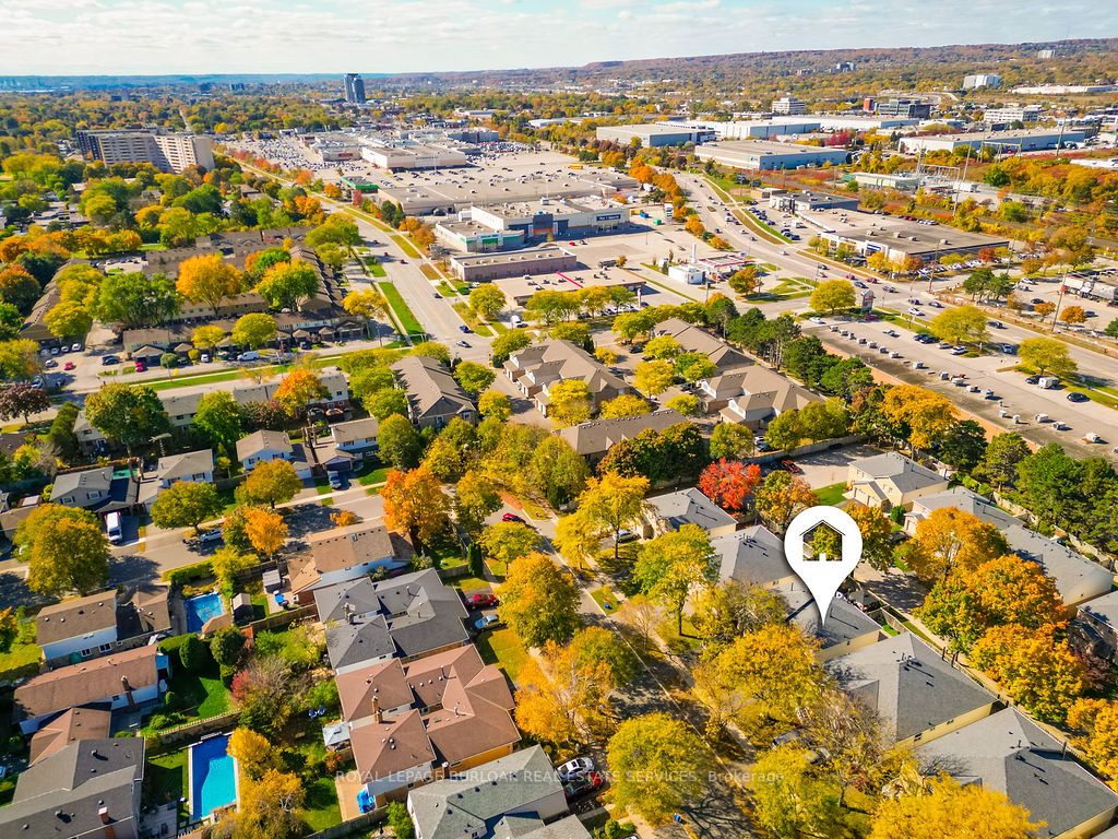 3455 Caplan Cres, #19