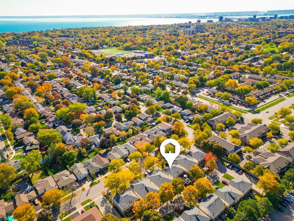 3455 Caplan Cres, #19