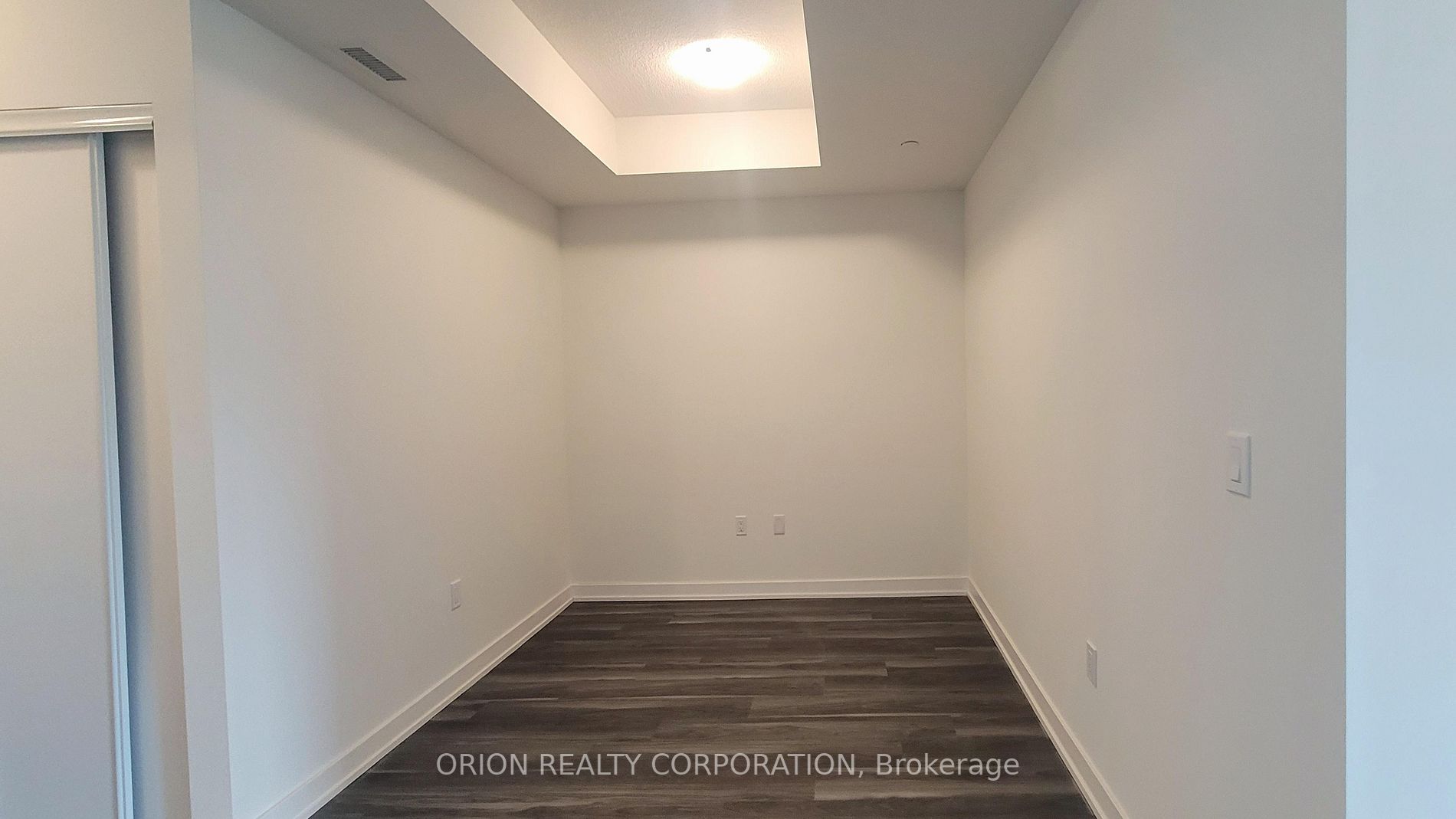859 The Queensway, #424