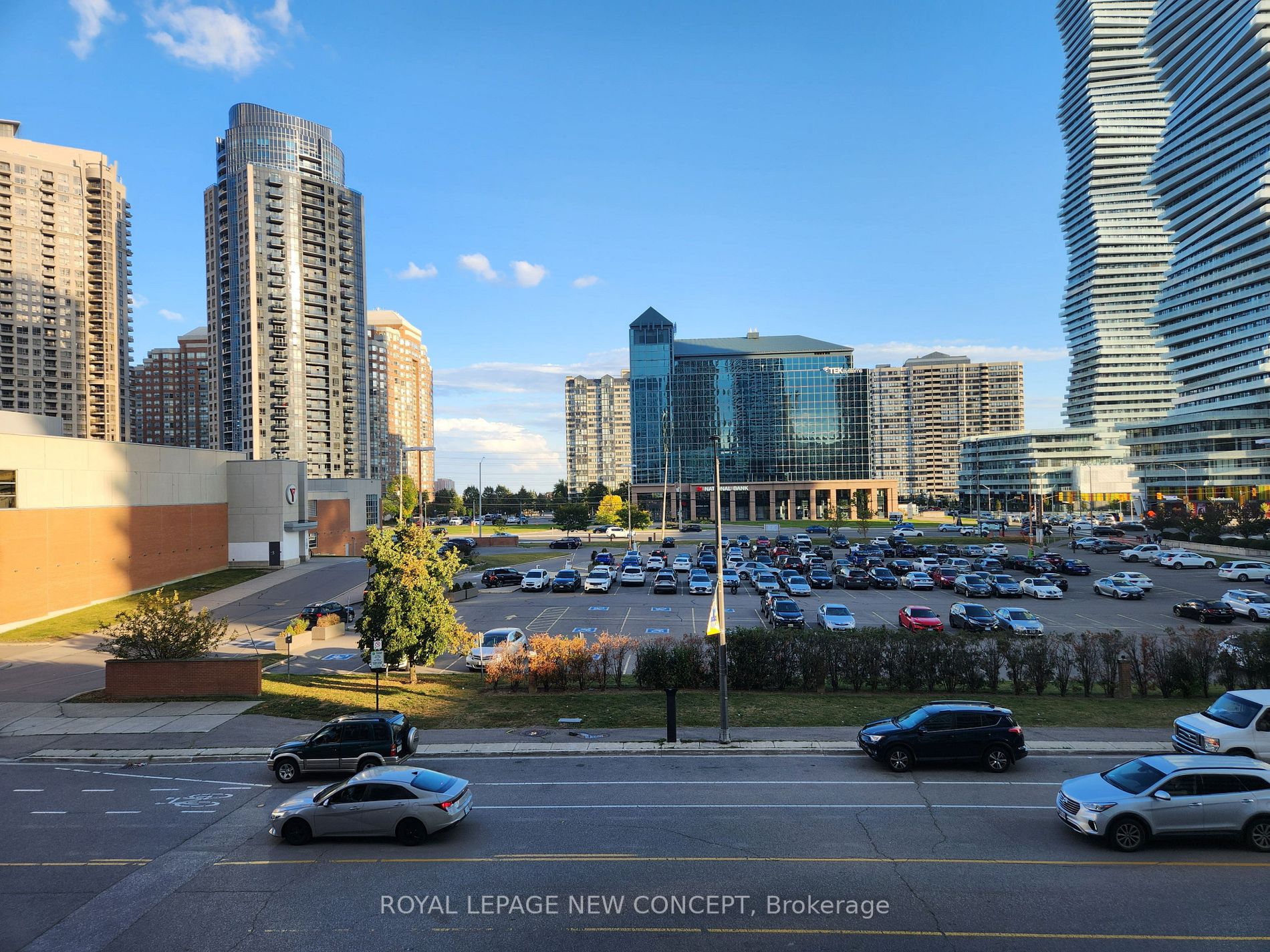 4065 Confederation Parkway, #304