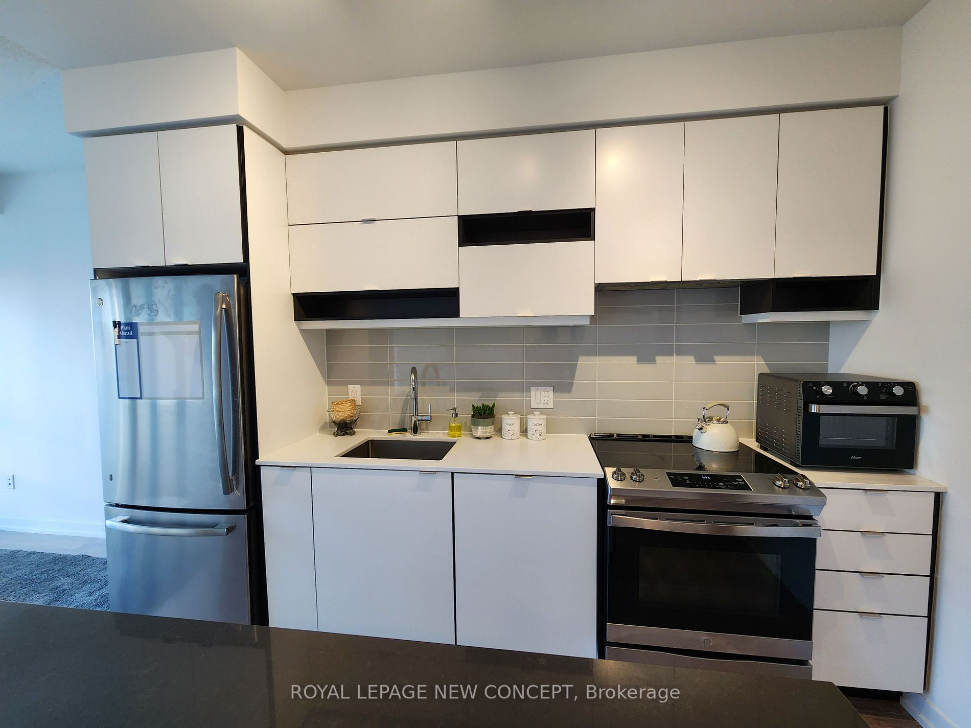 4065 Confederation Parkway, #304