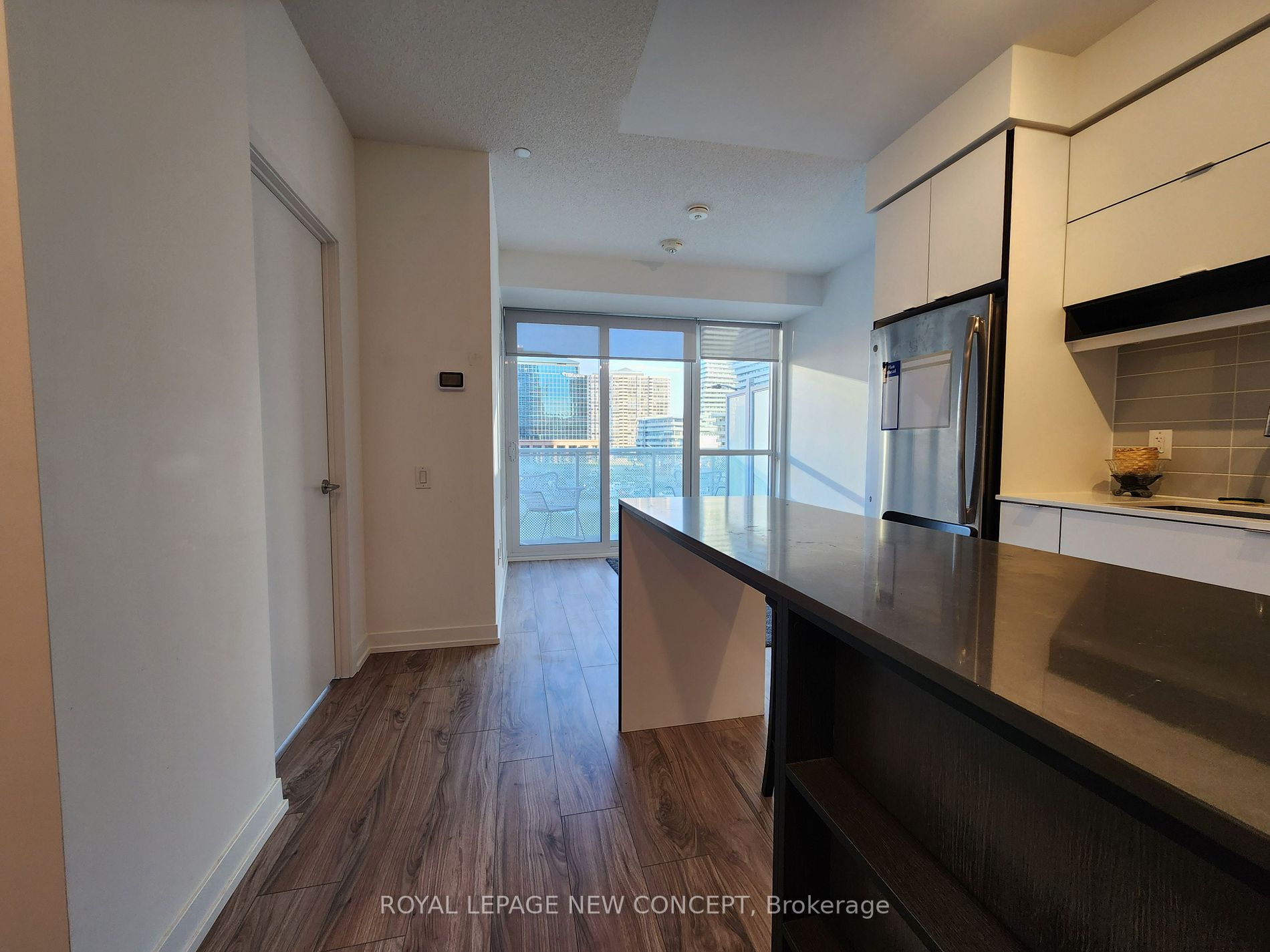 4065 Confederation Parkway, #304