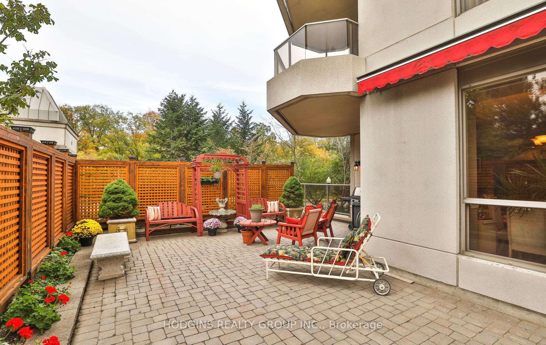 1900 The Collegeway, #206
