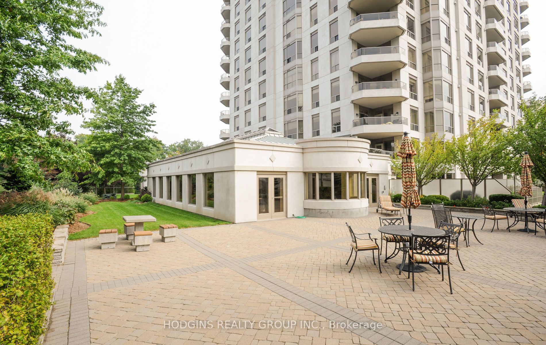 1900 The Collegeway, #206