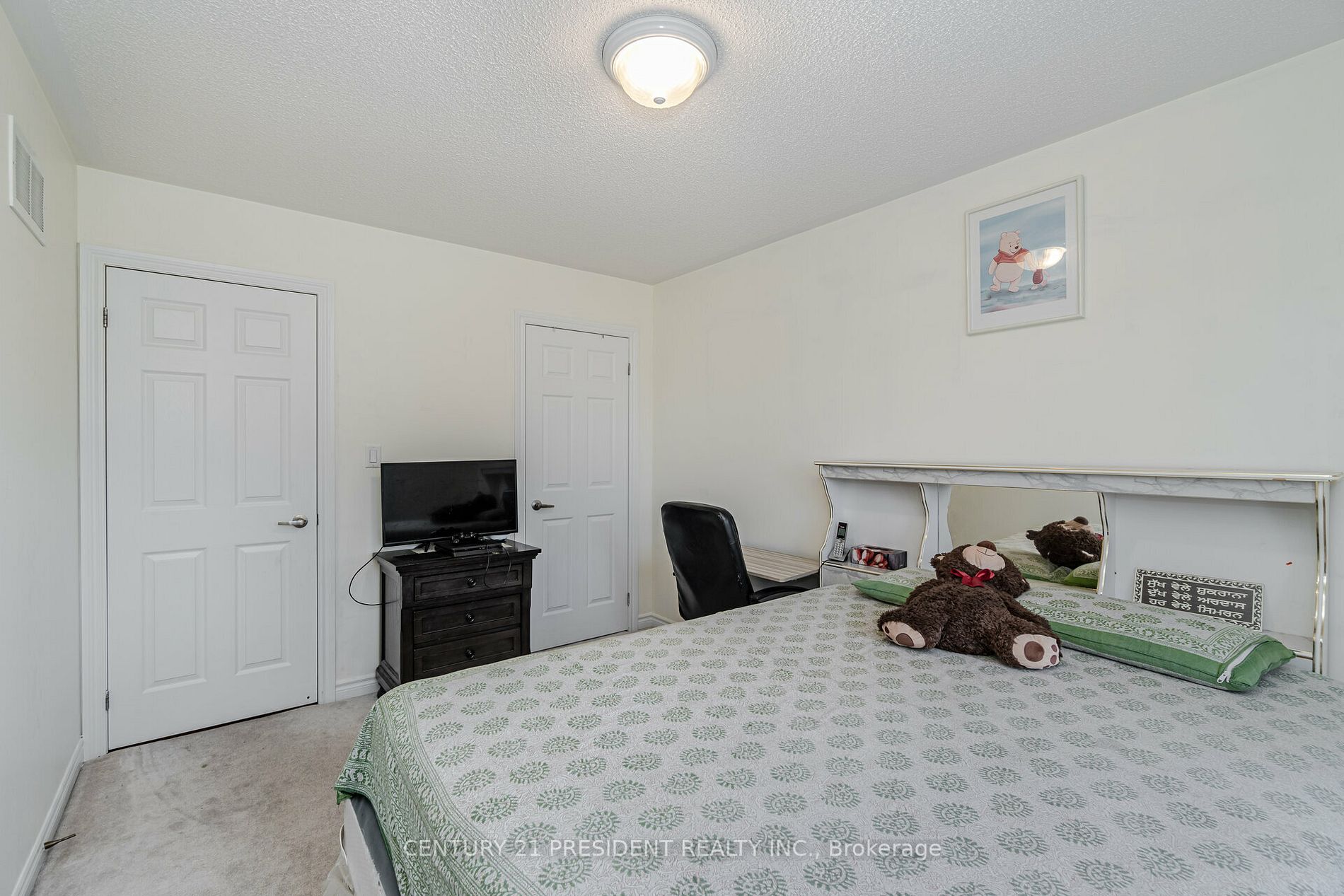 86 Kempenfelt Tr
