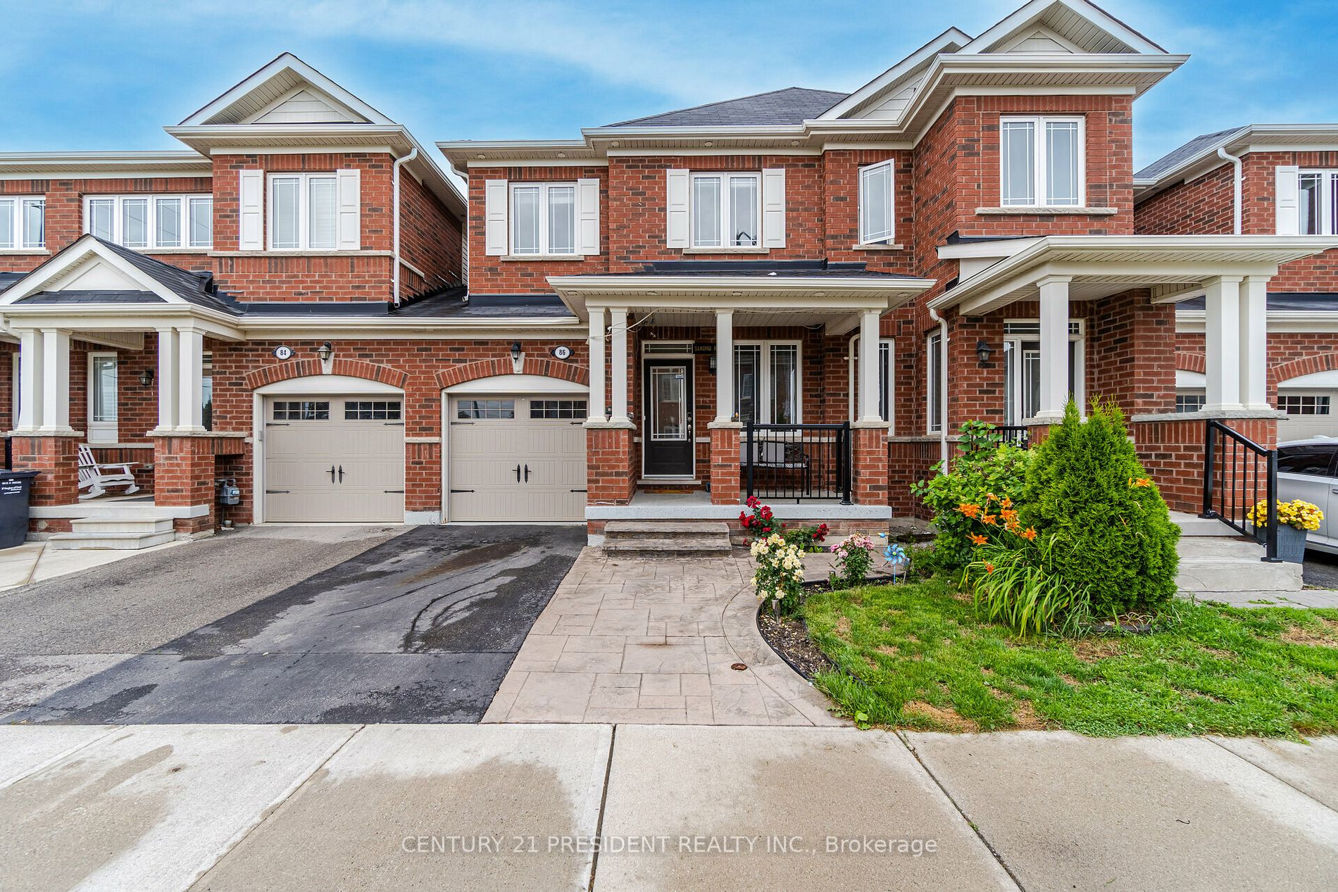 86 Kempenfelt Tr
