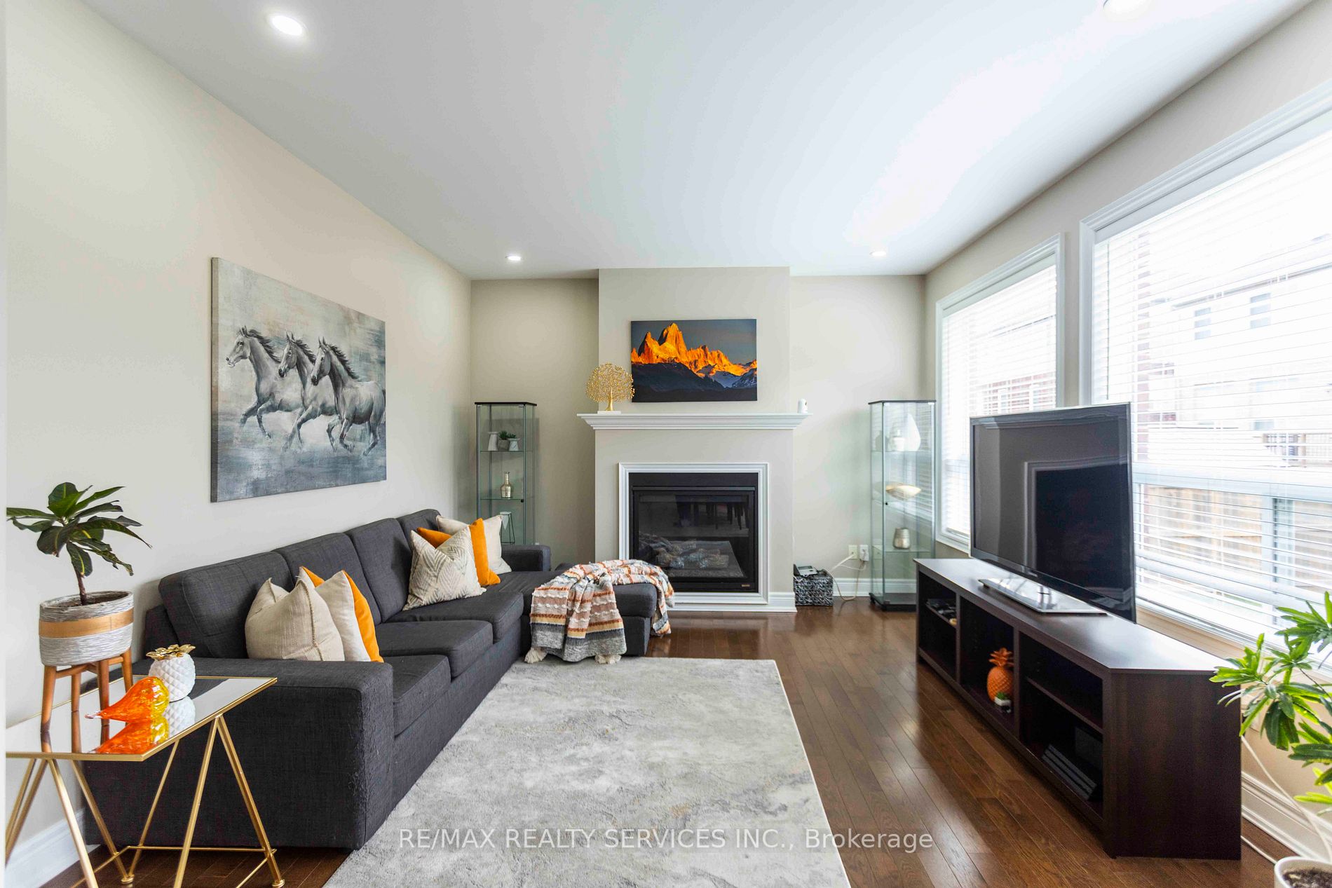 16 Sandringham Circ