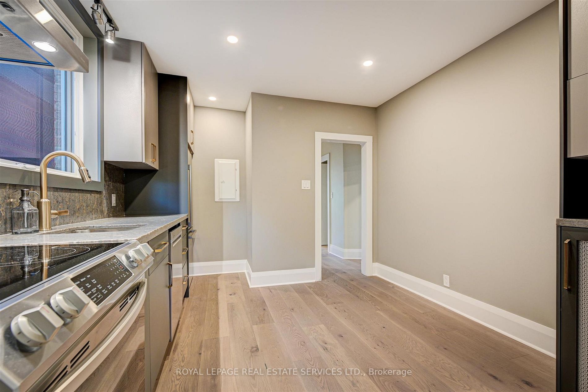 150 Medland St, #2