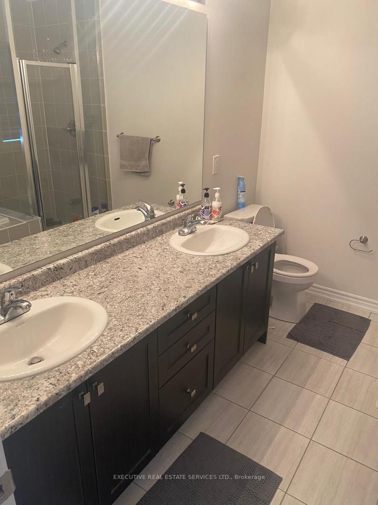 36 Faders Dr, #Upper